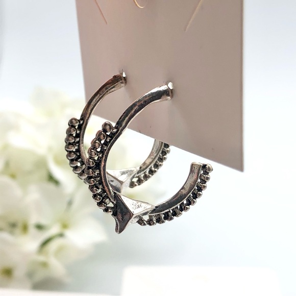 Bali Style Openwork Filigree Silver Tone Hoop Earring Lot Crescent Huggie Boho - Picture 6 of 15